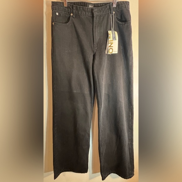 ONLY JEANS Sz 31 x 36 Tall Jeans Wide Leg 5 Pockets Black New with Tags - Picture 2 of 13